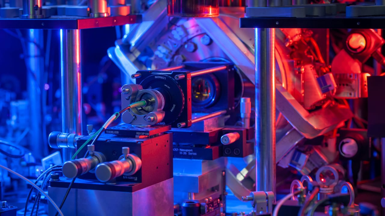 1Abstract-credit-DavidNadlinger